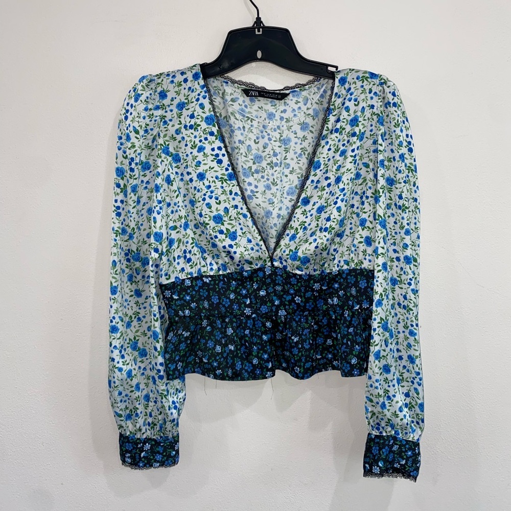 Zara | Cropped Floral Blouse